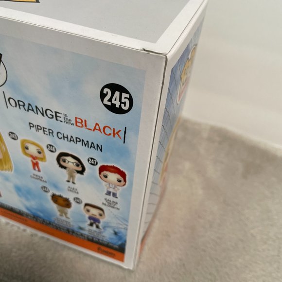 Orange is the New Black Piper Chapman Funko POP! #245 - Picture 7 of 11